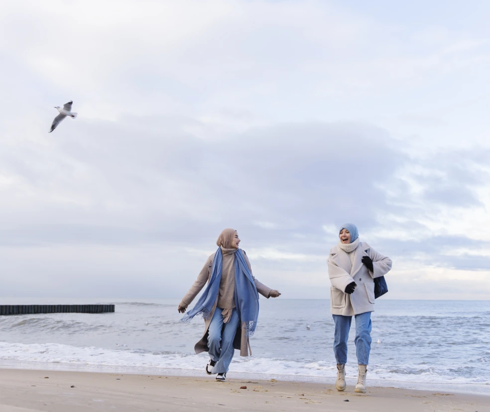 two-muslim-female-friends